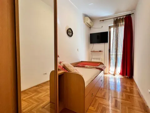 Rent, two bedroom apartment, 75m², Preko Morače, Podgorica - image 17