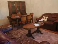 Izdavanje, trosoban stan, 107m², Cvetkova Pijaca, Zvezdara Sve Podlokacije - image 9