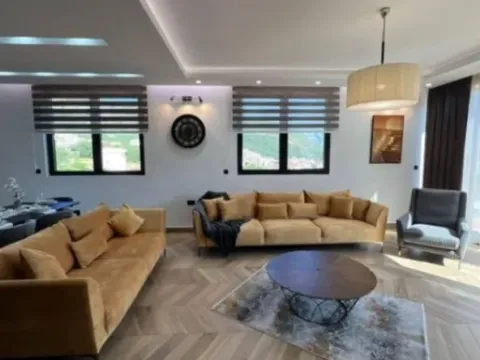 Prodaja, jednosoban stan, 170m², Budva, Crna Gora