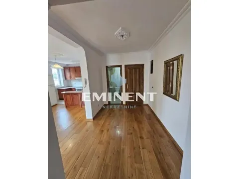 Izdavanje, četvorosoban stan, 115m², Savski Venac, Beograd - image 5