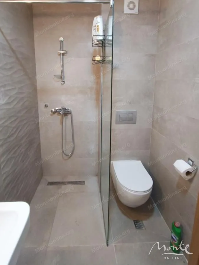 Sale, one bedroom apartment, 43m², Bečići, Budva