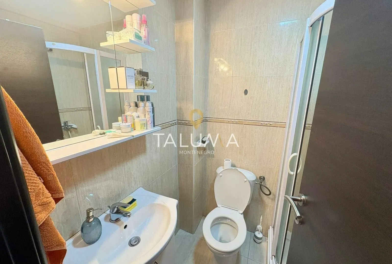 Prodaja, jednosoban stan, 41m², Centar, Podgorica