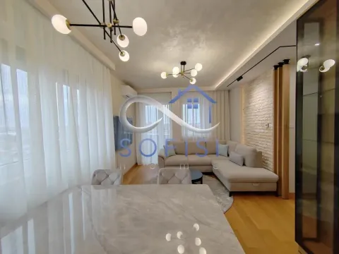 Izdavanje, dvosoban stan, 59m², Centar, Novi Sad - image 1