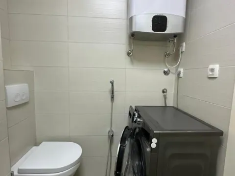 Prodaja, jednosoban stan, 54m², Dobrota, Kotor - image 12