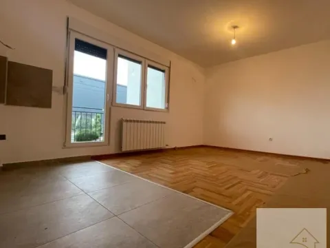 Prodaja, dvosoban stan, 44m², Surčin, Beograd - image 8