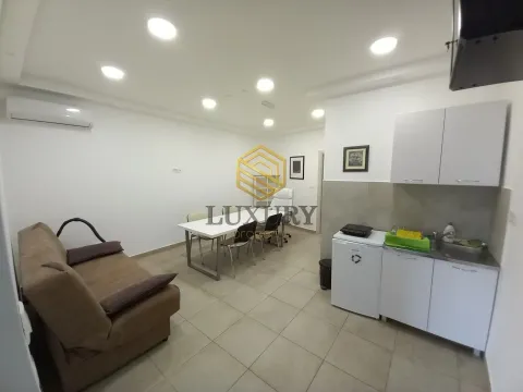 Rent, office space, 54m², Centar, Podgorica - image 4