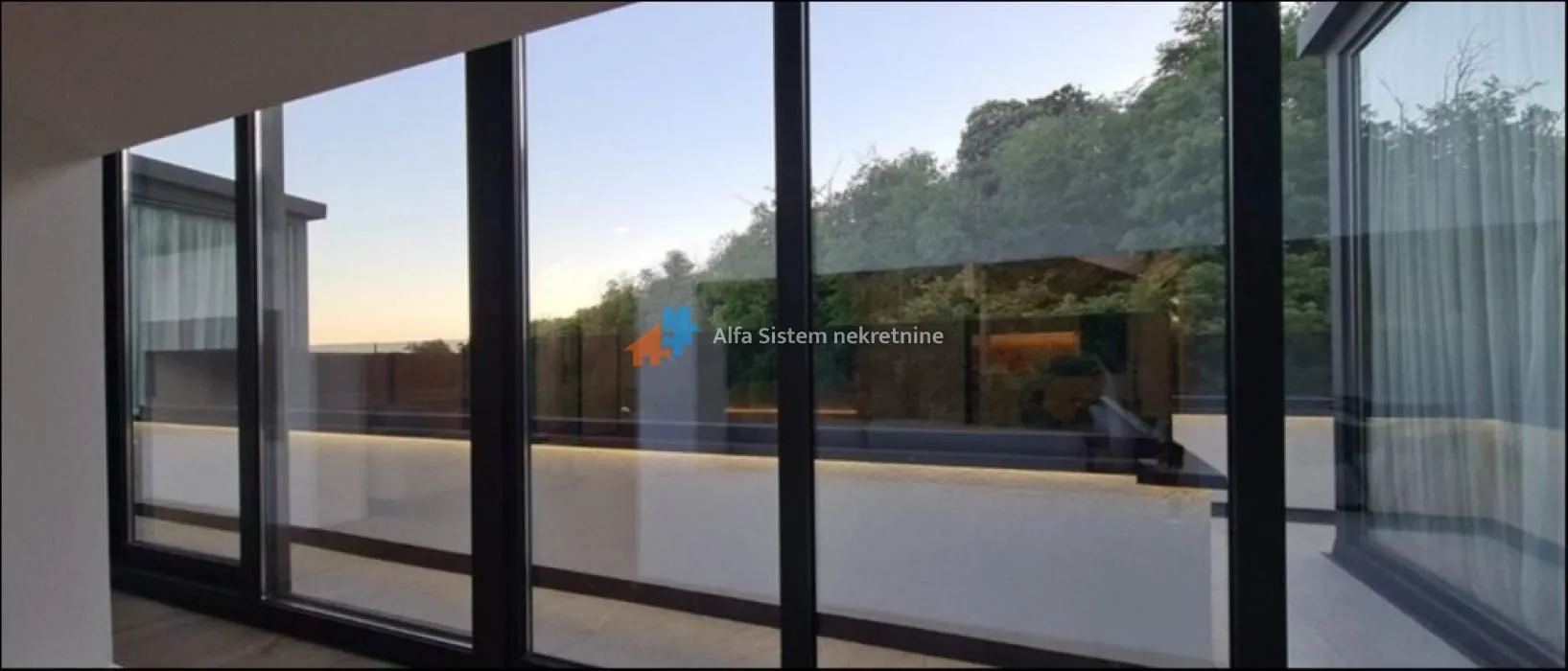 Rent, three bedroom apartment, 360m², Savski Venac, Beograd