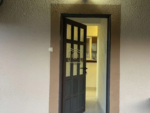 Rent, house, 71m², Zabjelo, Podgorica - image 6