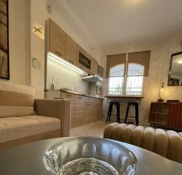 Rent, studio apartment, 35m², Stara Varoš, Podgorica - image 3