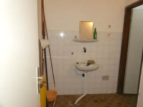 Prodaja, poslovni prostor, 20m², Kajsijar, Jagodina - image 3