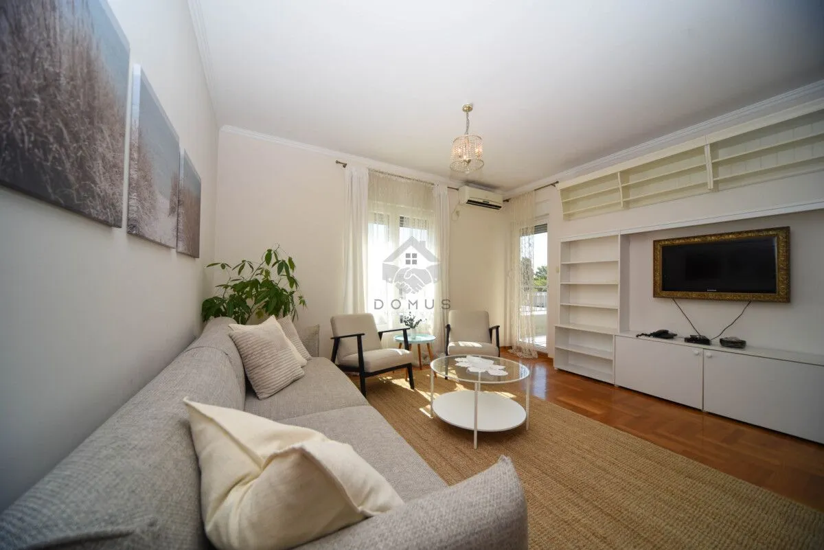 Rent, two bedroom apartment, 70m², Pobrežje, Podgorica