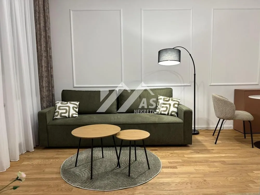 Izdavanje, jednosoban stan, 36m², Salajka, Novi Sad Sve Podlokacije