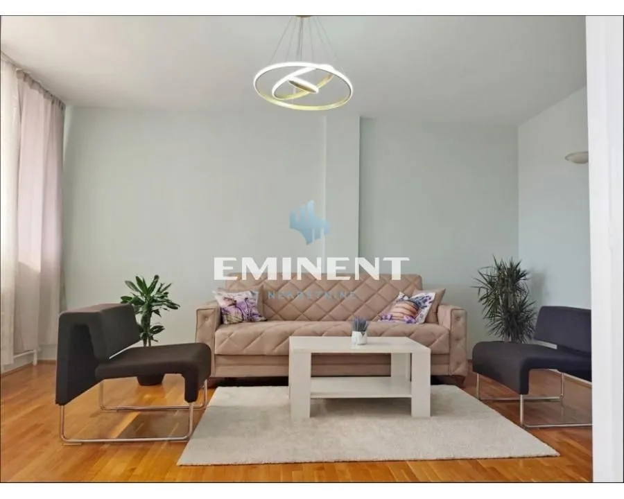 Izdavanje, dvosoban stan, 62m², Novi Beograd Sve Podlokacije, Beograd