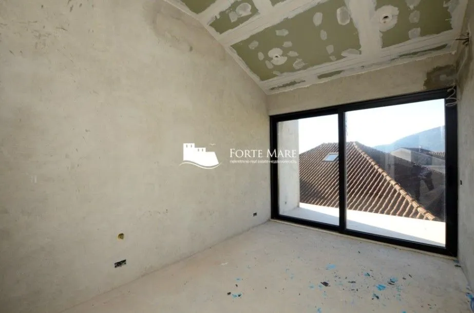 Prodaja, kuća, 264m², Herceg Novi, Crna Gora