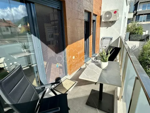 Izdavanje, stan, 50m², Tivat, Crna Gora - image 3