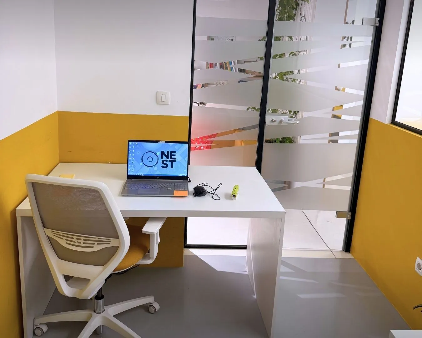 Rent, office space, 11m², City Kvart, Podgorica
