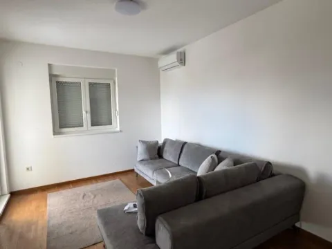 Izdavanje, dvosoban stan, 70m², Zabjelo, Podgorica - image 3