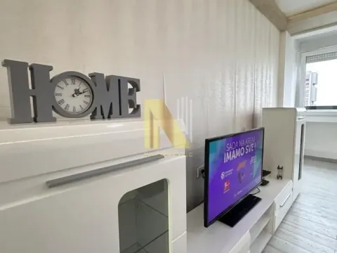 Rent, three bedroom apartment, 70m², Bulevar Oslobodjenja, Novi Sad Sve Podlokacije - image 4