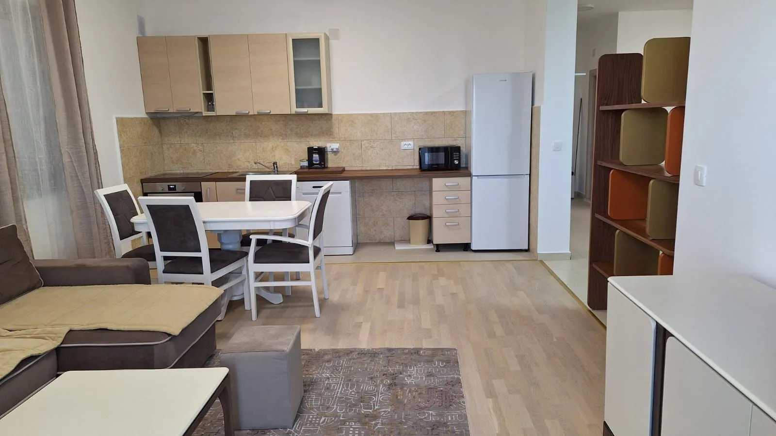 Prodaja, trosoban stan, 220m², Tivat, Crna Gora