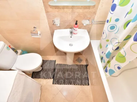 Prodaja, jednosoban stan, 40m², Stari Aerodrom, Podgorica - image 9