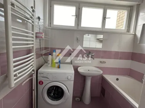 Izdavanje, trosoban stan, 54m², Grbavica, Novi Sad Sve Podlokacije - image 9