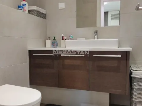 Prodaja, trosoban stan, 94m², Savski Venac, Beograd - image 10