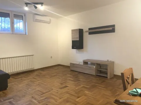 Sale, two bedroom apartment, 46m², Zemun Gornji Grad, Zemun Sve Podlokacije - image 2