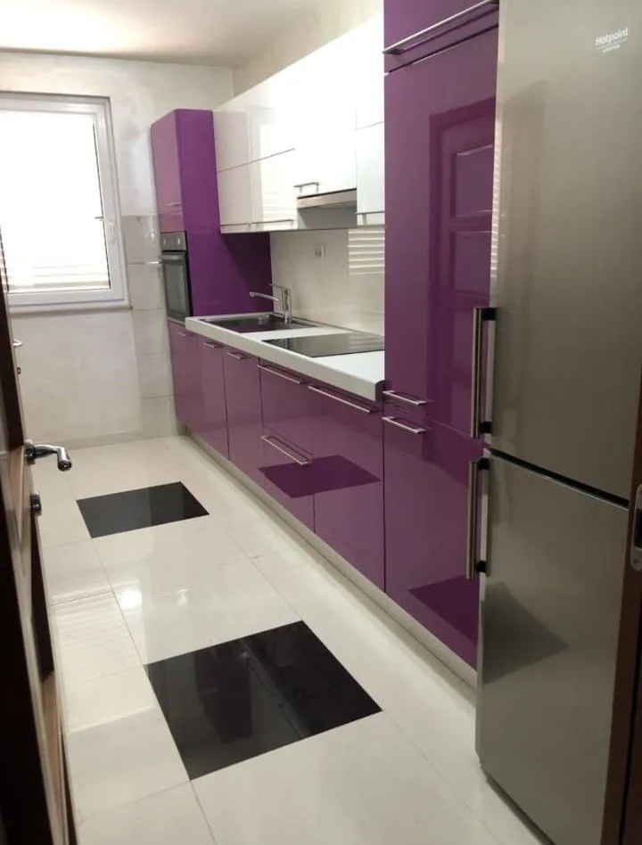 Izdavanje, kuća, 220m², Konik, Podgorica