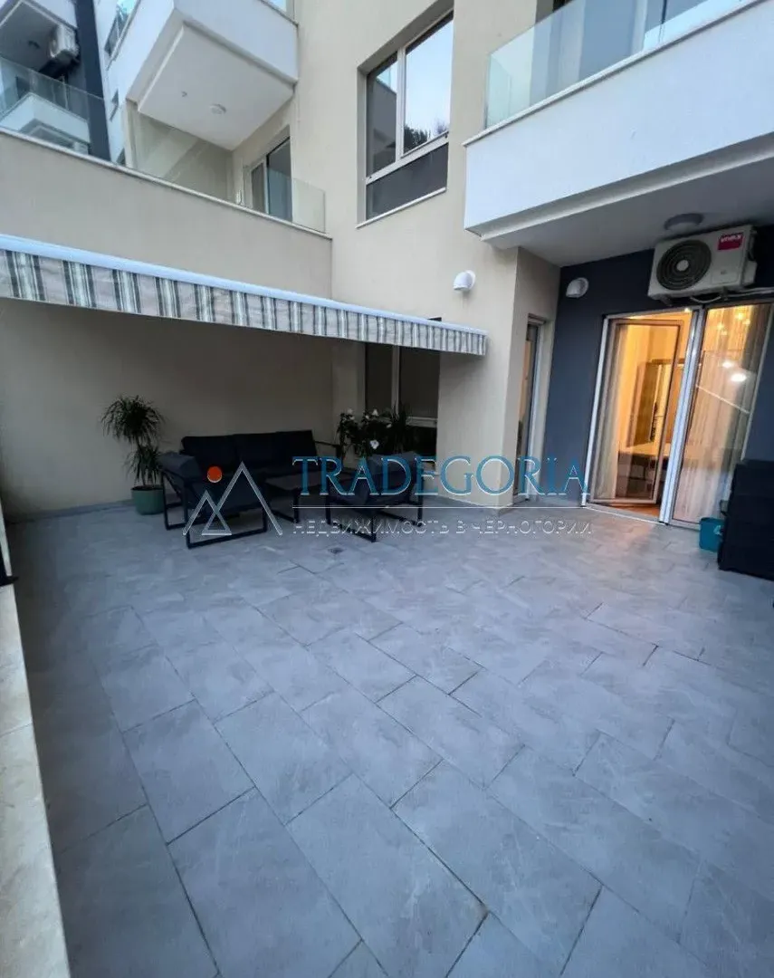 Prodaja, jednosoban stan, 79m², Bečići, Budva