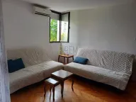 Rent, one bedroom apartment, 33m², Blok 5, Podgorica - image 1