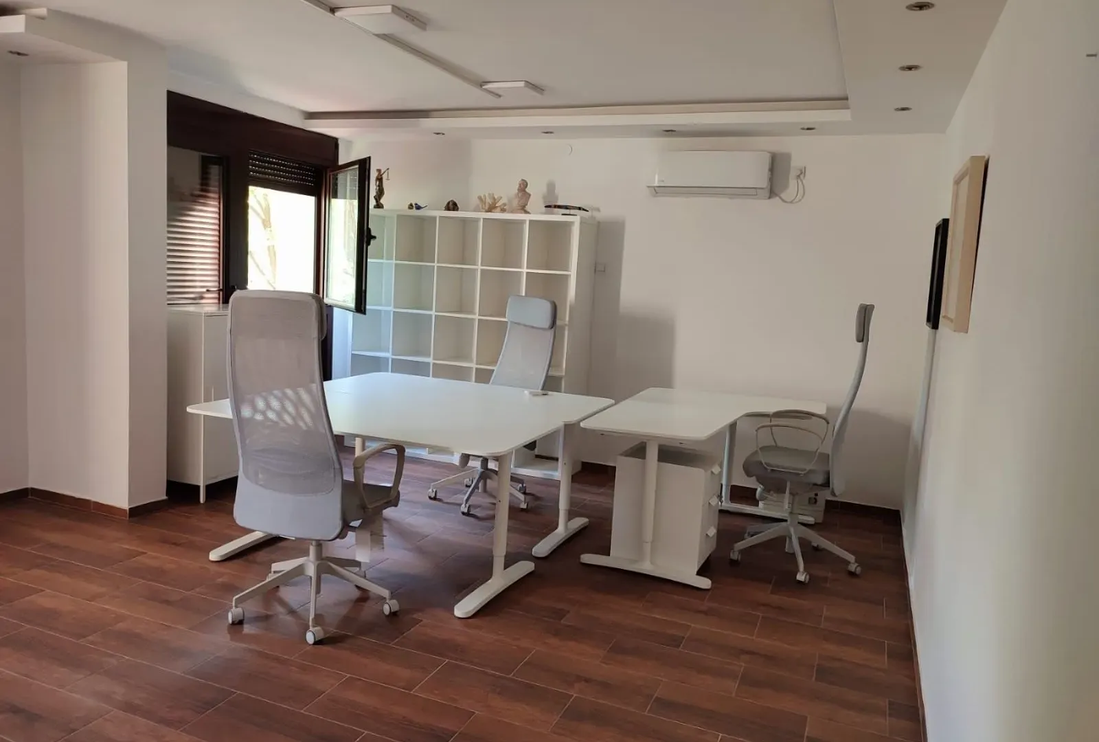 Rent, office space, 80m², Blok 5, Podgorica