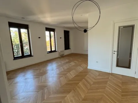 Izdavanje, trosoban stan, 134m², Gorica C, Podgorica - image 10