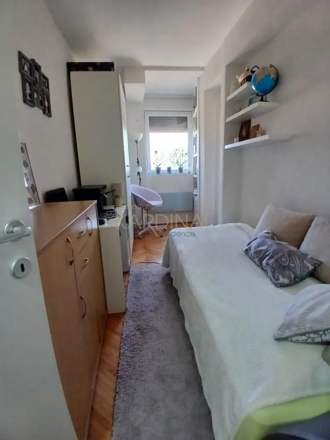Prodaja, dvosoban stan, 66m², Centar, Jagodina