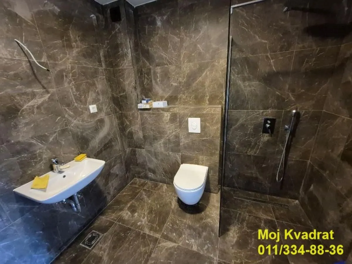 Prodaja, trosoban stan, 63m², Centar, Vrnjačka Banja