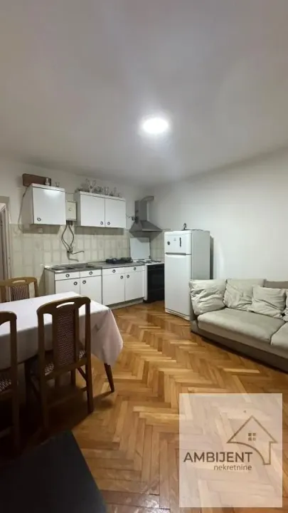 Prodaja, dvosoban stan, 43m², Čukarica, Beograd