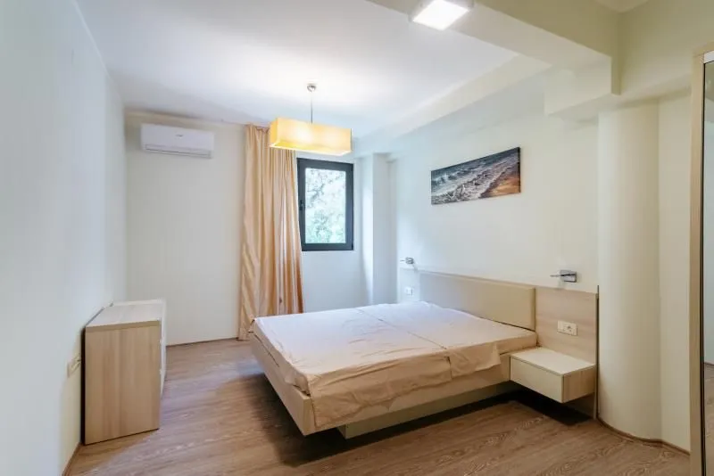 Prodaja, trosoban stan, 233m², Budva, Crna Gora
