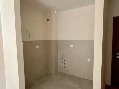 Izdavanje, jednosoban stan, 43m², Central Point, Podgorica - image 7