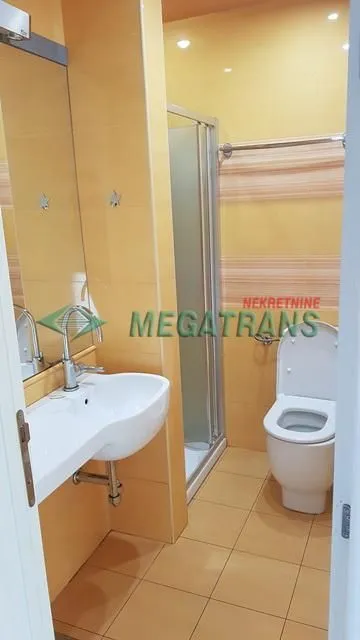 Prodaja, stan, 174m², Bulevar Oslobodjenja, Novi Sad Sve Podlokacije