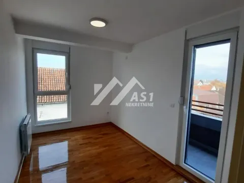 Izdavanje, četvorosoban stan, 90m², Telep, Novi Sad Sve Podlokacije - image 6