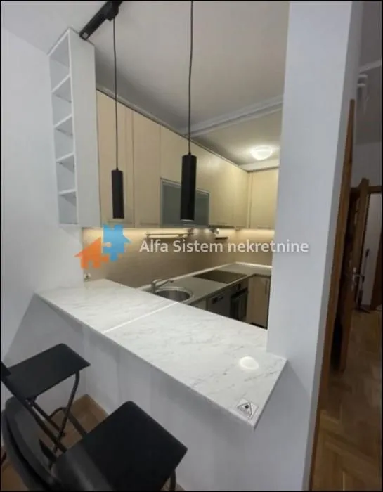 Rent, apartment, 36m², Kalenić Pijaca, Vračar Sve Podlokacije