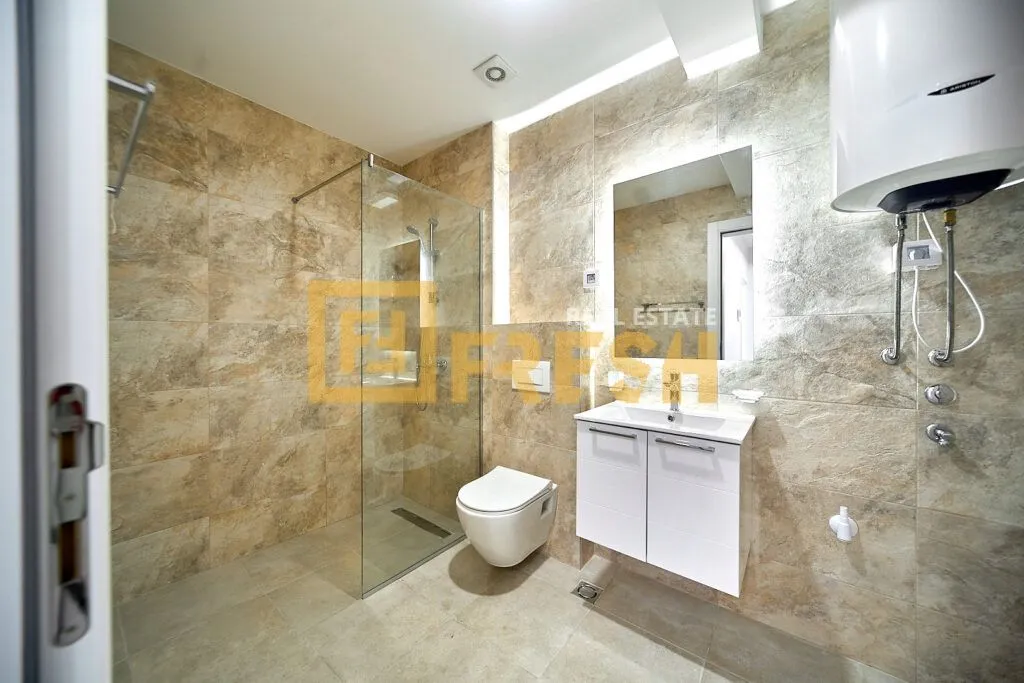 Prodaja, trosoban stan, 104m², Stari Aerodrom, Podgorica
