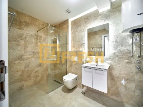 Prodaja, trosoban stan, 104m², Stari Aerodrom, Podgorica - image 13