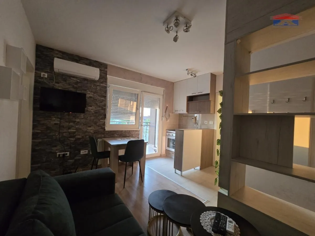 Izdavanje, jednosoban stan, 33m², Veternik, Novi Sad Sve Podlokacije