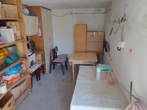Prodaja, četvorosoban stan, 56m², Rakovica, Beograd - image 12