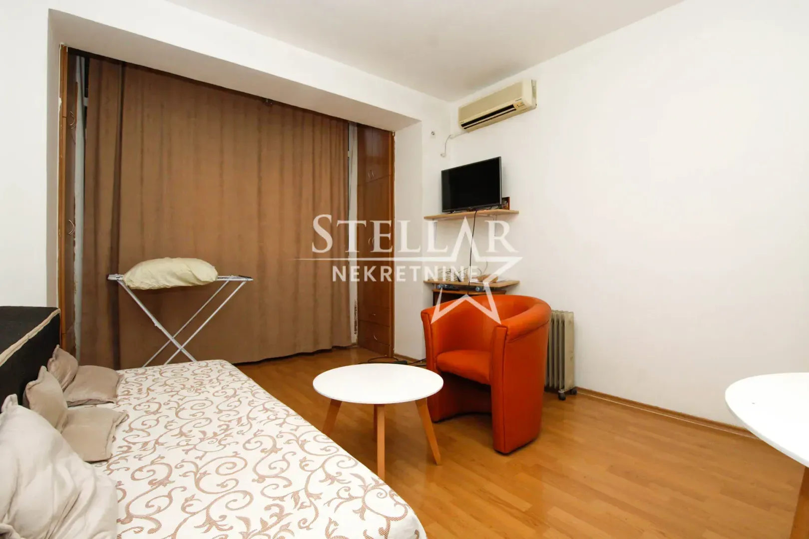 Rent, studio apartment, 30m², Centar, Podgorica