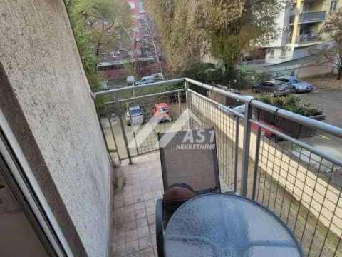 Izdavanje, dvosoban stan, 45m², Centar, Novi Sad - image 4