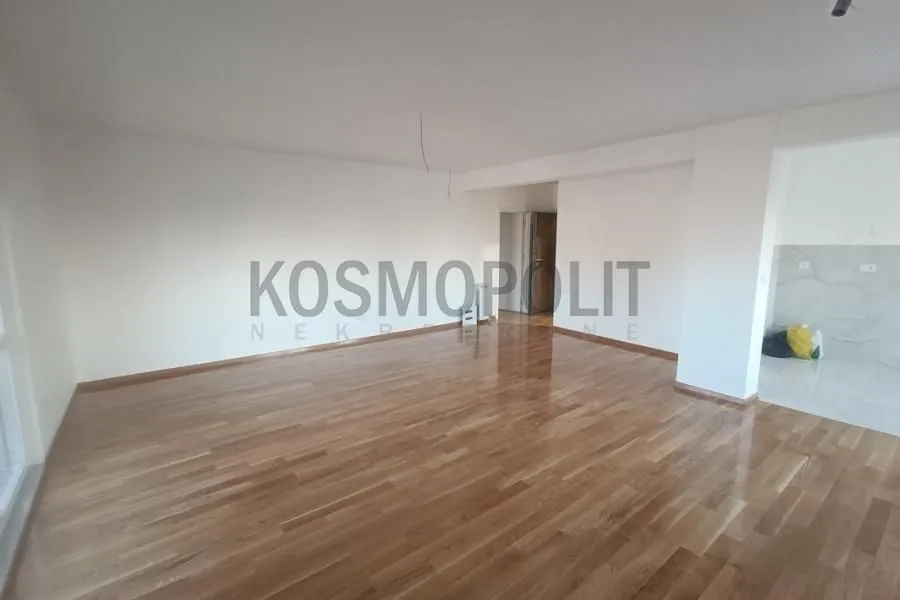 Prodaja, četvorosoban stan, 114m², Bulbulder, Zvezdara Sve Podlokacije