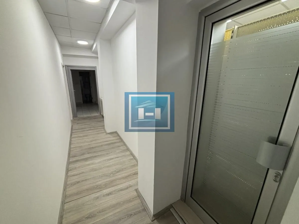 Rent, office space, 171m², Centar, Jagodina