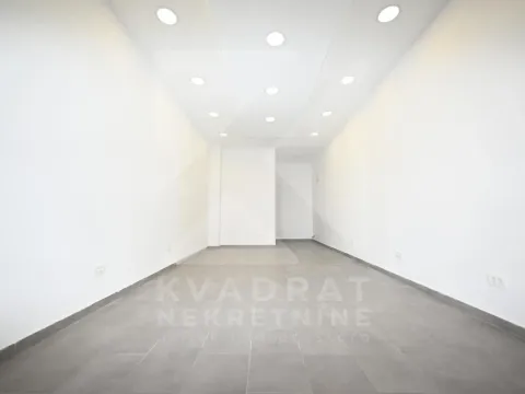 Rent, office space, 27m², Pobrežje, Podgorica - image 2
