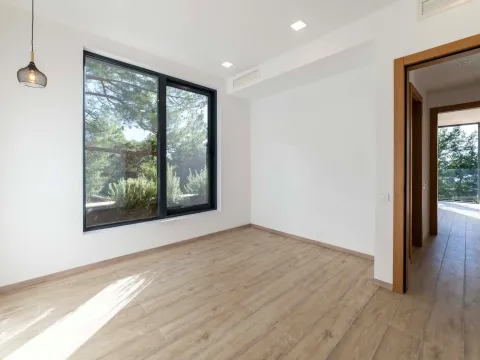 Prodaja, kuća, 480m², Kavač, Kotor - image 36